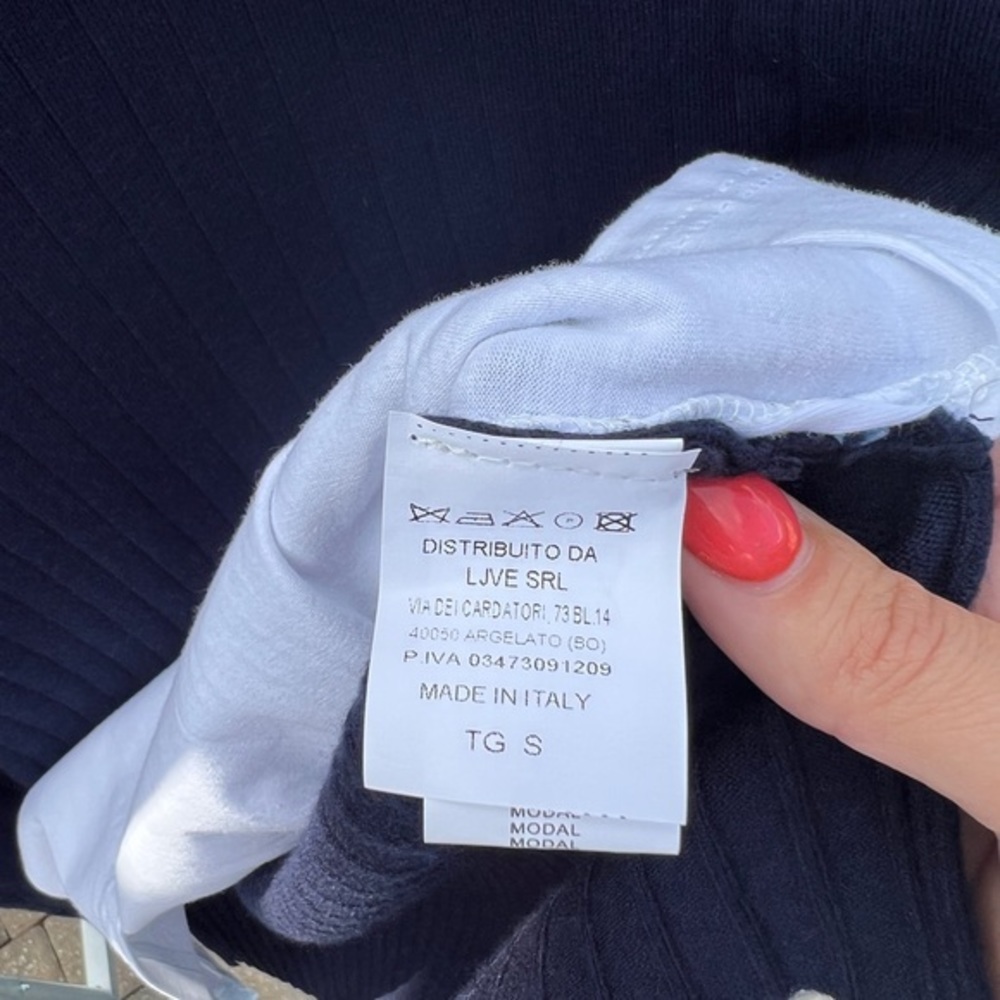 Ljve Italian sweater blazer with tee with cashmere feeling size M in navy color - Picture 3 of 6